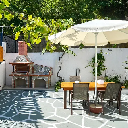 Lumina House Panagia Hébergement de vacances *